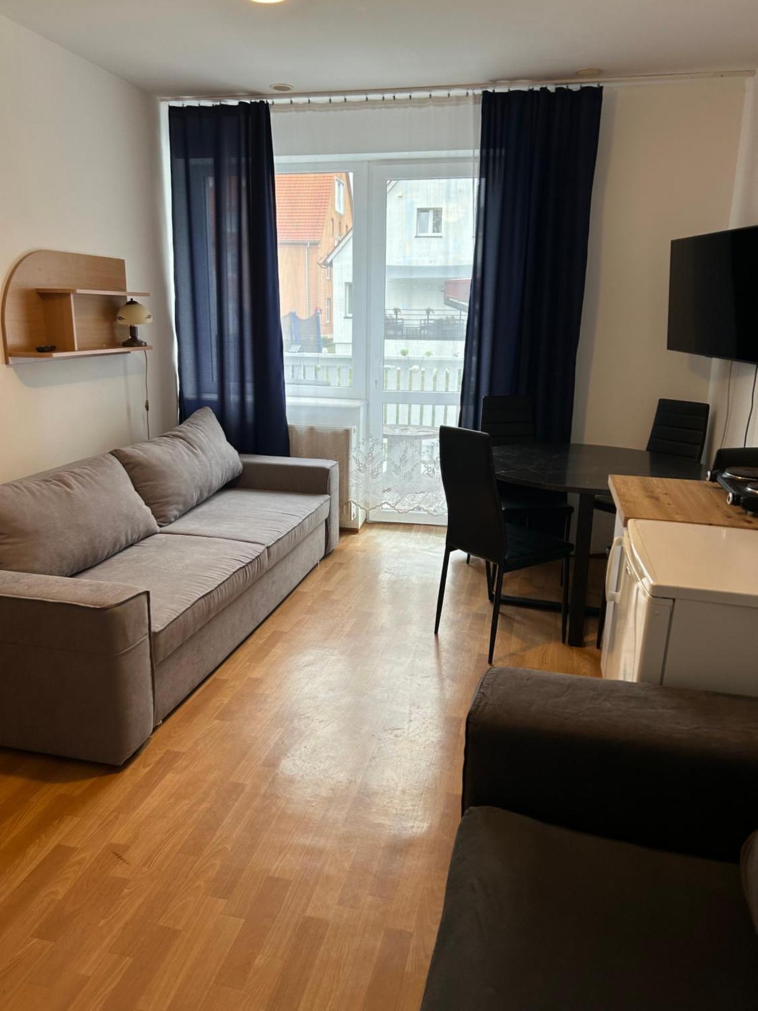 Zacisze Nest - Noclegi Blisko Plazy เมียลโน ภายนอก รูปภาพ